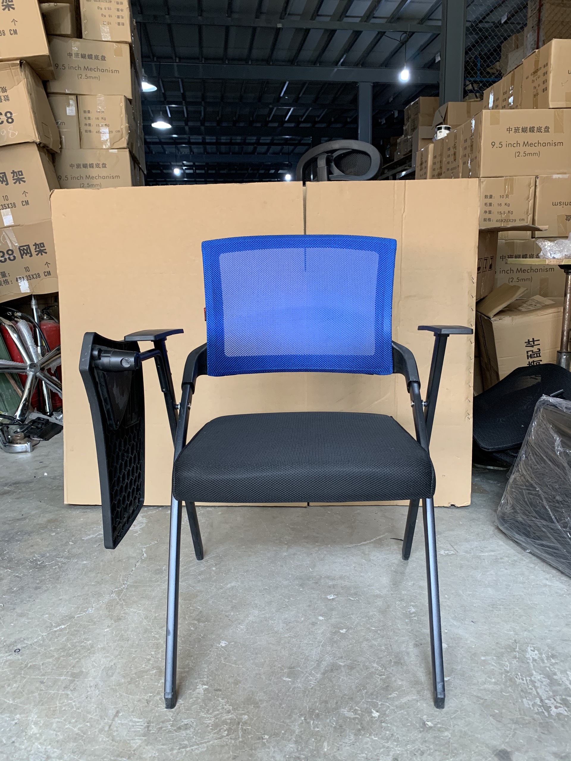 Ghế huấn luyện liền bàn PTS02